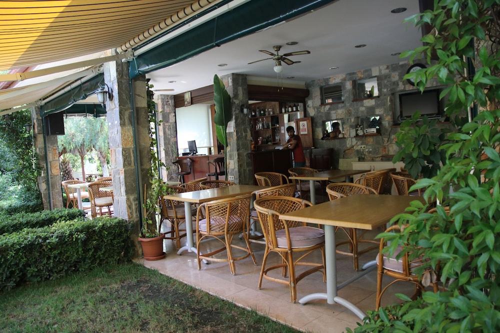 Hotel Dalos Göcek Kültér fotó