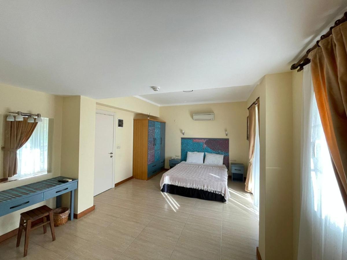 Hotel Dalos Göcek Kültér fotó